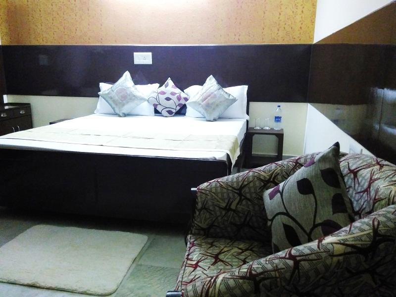 Hotel Olive & Blue - Govt Approved Hotel Near Delhi Airport Нью-Делі Екстер'єр фото