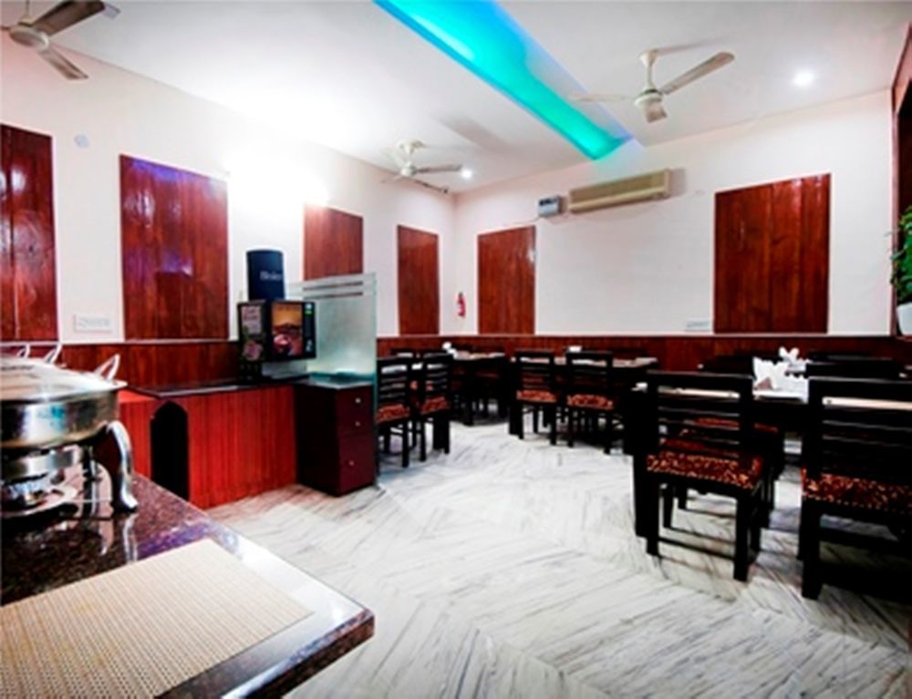 Hotel Olive & Blue - Govt Approved Hotel Near Delhi Airport Нью-Делі Екстер'єр фото