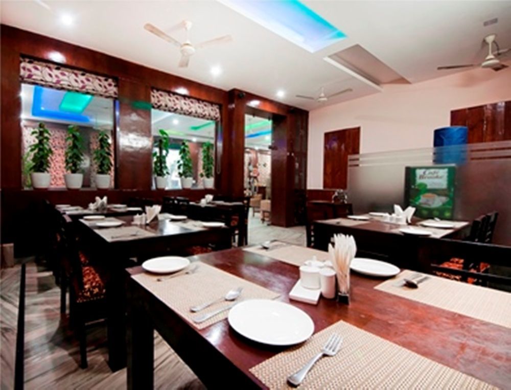 Hotel Olive & Blue - Govt Approved Hotel Near Delhi Airport Нью-Делі Екстер'єр фото