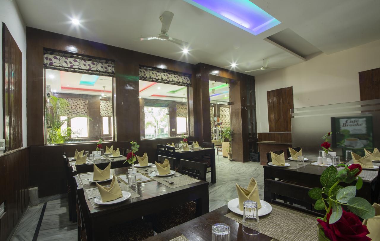 Hotel Olive & Blue - Govt Approved Hotel Near Delhi Airport Нью-Делі Екстер'єр фото